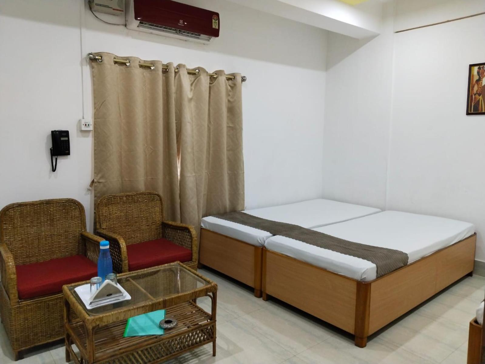 The Executive Inn Гувахати Экстерьер фото