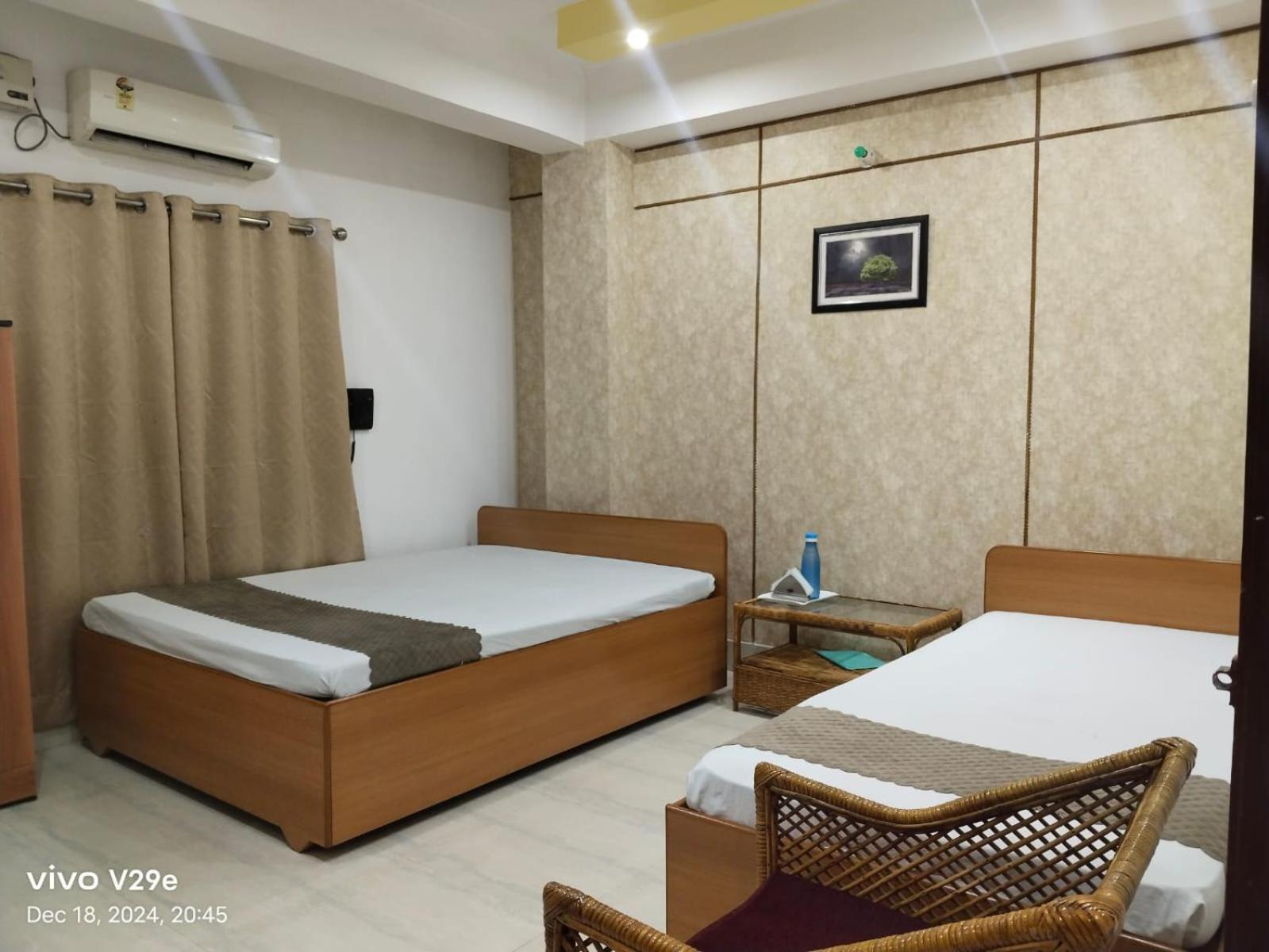 The Executive Inn Гувахати Экстерьер фото